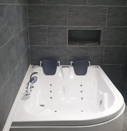 Maison Chaleureuse * Casseneuil